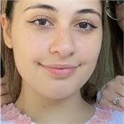 Offro lezioni private a bambini delle elementari, scuole medie e adolescenti.